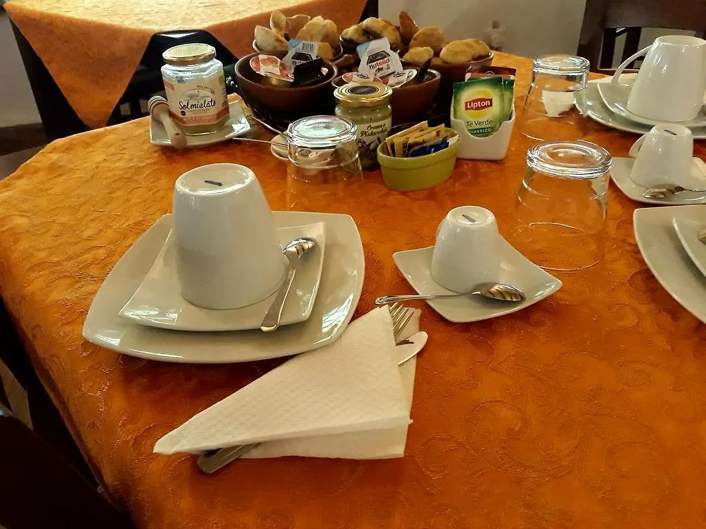 B&B Kephale Aeroporto di Catania Fontana Rossa 3*,